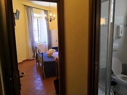 B&B Window To The Tower