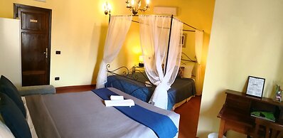 B&B Window To The Tower