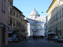 B&B Window To The Tower