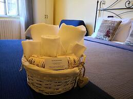 B&B Window To The Tower