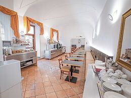 Hotel Mia Cara