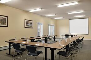 Stanton Suites Hotel Yellowknife