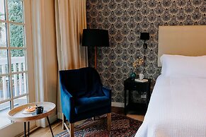El Dorado Hotel