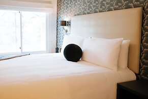 El Dorado Hotel