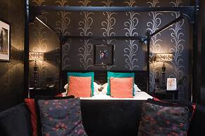 Malmaison Reading