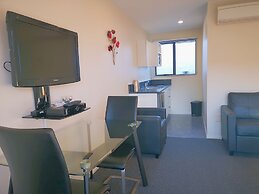 Aston Court Motel Blenheim