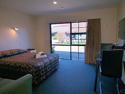 Aston Court Motel Blenheim