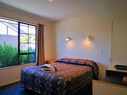 Aston Court Motel Blenheim