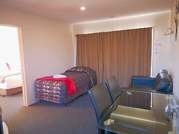 Aston Court Motel Blenheim