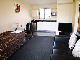 Aston Court Motel Blenheim