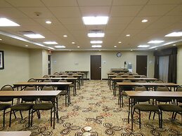 Holiday Inn Express & Suites Washington - Meadow Lands by IHG