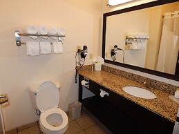 Holiday Inn Express & Suites Washington - Meadow Lands by IHG