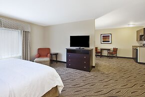 Holiday Inn Express & Suites Washington - Meadow Lands by IHG