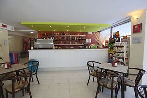 Family Hotel Marina Beach