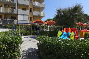 Family Hotel Marina Beach