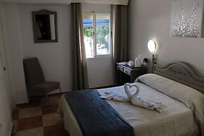 Hostal Virgen del Rocio II