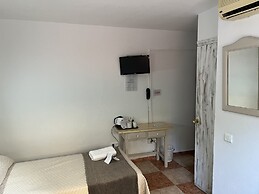 Hostal Virgen del Rocio II