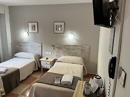 Hostal Virgen del Rocio II