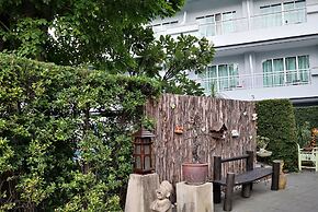 Baan Suksiri Hotel
