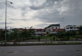 Baan Suksiri Hotel
