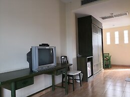 Baan Suksiri Hotel