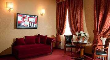 Hotel Maxim
