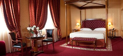 Hotel Maxim