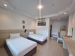 The Green Beach Resort