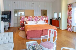 Vår Gård Saltsjöbaden