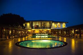 Full Moon Garden Hotel
