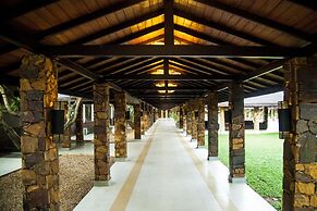 Full Moon Garden Hotel