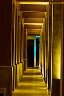 Full Moon Garden Hotel