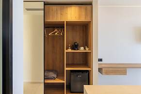 PHEIA, Vriniotis Resorts