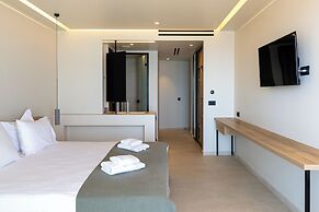 PHEIA, Vriniotis Resorts