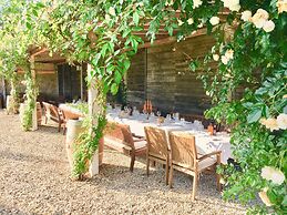 Valdonica Winery & Vineyard Residence