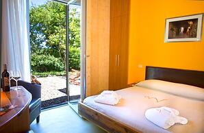 Valdonica Winery & Vineyard Residence