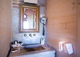 Valdonica Winery & Vineyard Residence