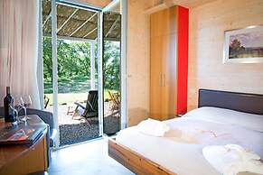 Valdonica Winery & Vineyard Residence