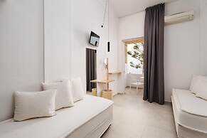 Petradi Beach Lounge Hotel
