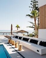 Petradi Beach Lounge Hotel