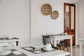 Petradi Beach Lounge Hotel