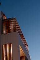 Petradi Beach Lounge Hotel