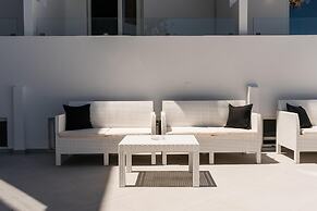 Petradi Beach Lounge Hotel