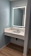 Travelodge by Wyndham Fairplex Pomona