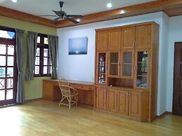 Baan Talay Homestay by the Beach