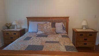 Locust Tree Bed and Breakfast LLC