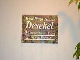 West Plaza Hotel Desekel