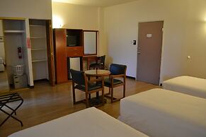 West Plaza Hotel Malakal