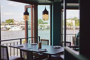 Baan Wanglang Riverside