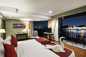 Baan Wanglang Riverside